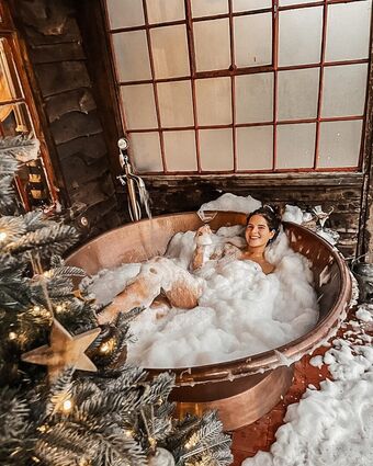 Alexandra Felstead Nude Leaks OnlyFans Photo 24