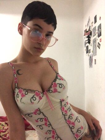 Bordermeddy Nude Leaks OnlyFans Photo 2