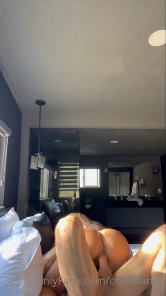 Chloepriv Nude Leaks OnlyFans Photo 2