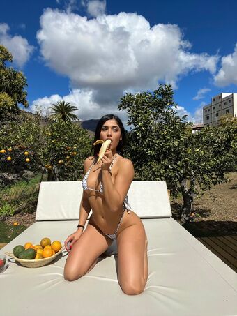 Miriam Perez Nude Leaks OnlyFans Photo 33