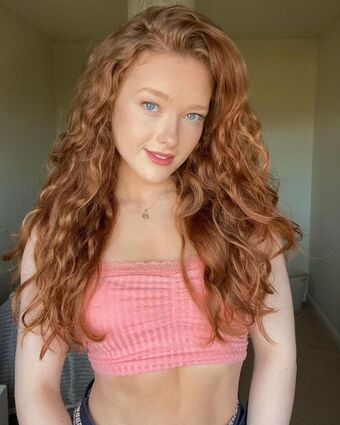 phoebeisginger Nude Leaks OnlyFans Photo 2