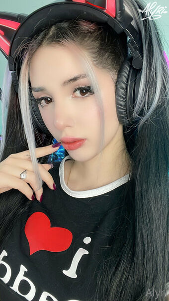 Alyri Nude Leaks OnlyFans Photo 44