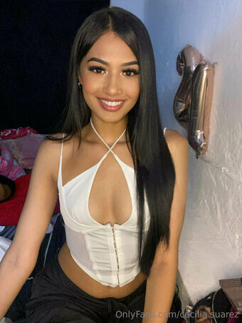 cecilia.suarez Nude Leaks OnlyFans Photo 18