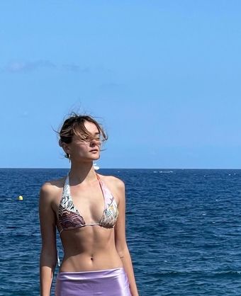 Charlotte Lawrence Nude Leaks OnlyFans Photo 24