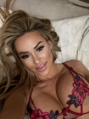 Kindly Myers Nude Leaks OnlyFans Photo 135