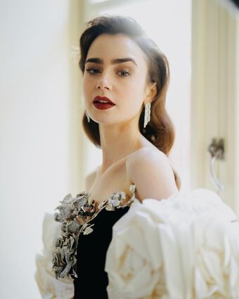 Lily Collins Nude Leaks OnlyFans Photo 85