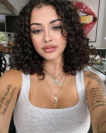 Malu Trevejo Nude Leaks OnlyFans Photo 240