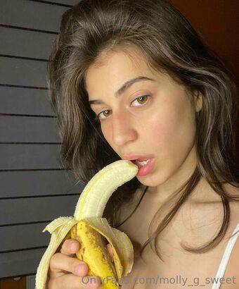 Morana Battory Nude Leaks OnlyFans Photo 44