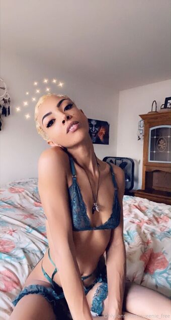 queenie_free Nude Leaks OnlyFans Photo 15