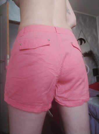 Vinted Nude Leaks OnlyFans Photo 41