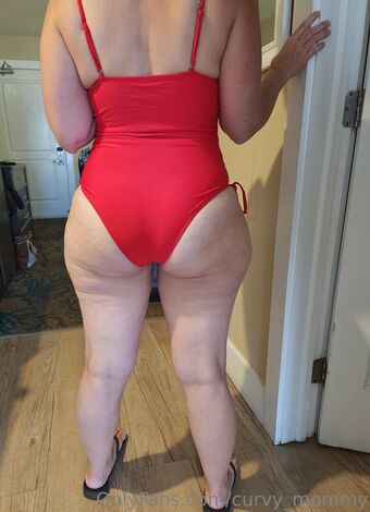 Curvy Mommy Nude Leaks OnlyFans Photo 25