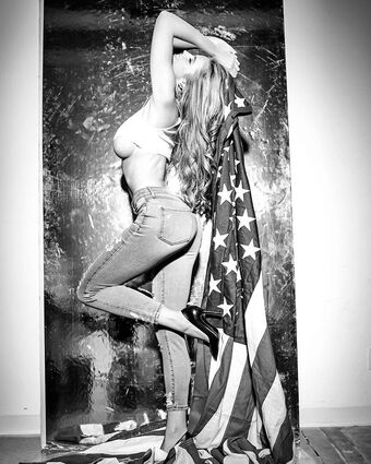 Emily Deyt-Aysage Nude Leaks OnlyFans Photo 42