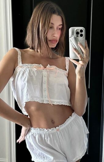 Hailey Baldwin Nude Leaks OnlyFans Photo 7