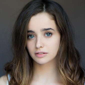 Holly Earl Nude Leaks OnlyFans Photo 1