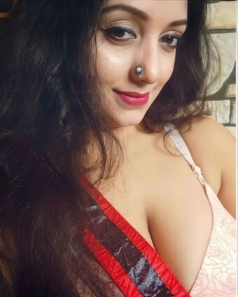 Rupsa Saha Nude Leaks OnlyFans Photo 3