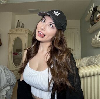 Sasha Emiri Nude Leaks OnlyFans Photo 3