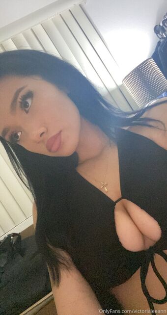 Victorialeeann Nude Leaks OnlyFans Photo 20
