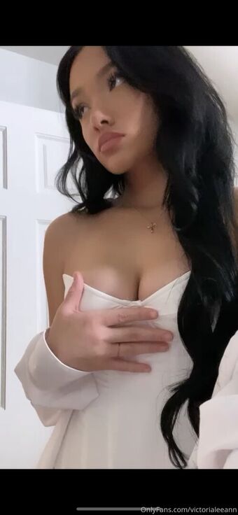 Victorialeeann Nude Leaks OnlyFans Photo 16
