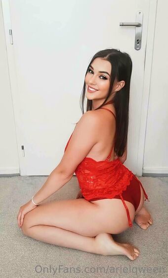 arielqween Nude Leaks OnlyFans Photo 17