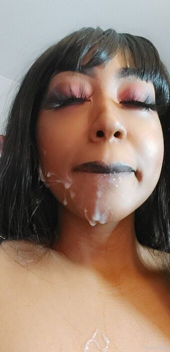 Baeleth Nude Leaks OnlyFans Photo 12