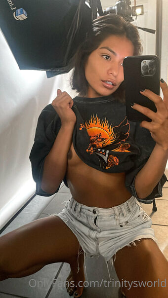 BeautyWithTrinity Nude Leaks OnlyFans Photo 17