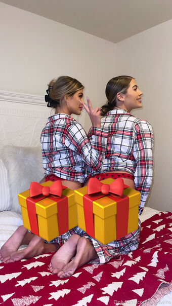 cacitwins Nude Leaks OnlyFans Photo 4