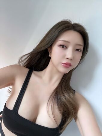 cxxsomi Nude Leaks OnlyFans Photo 13