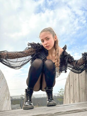 Stefania Deriabina Nude Leaks OnlyFans Photo 18