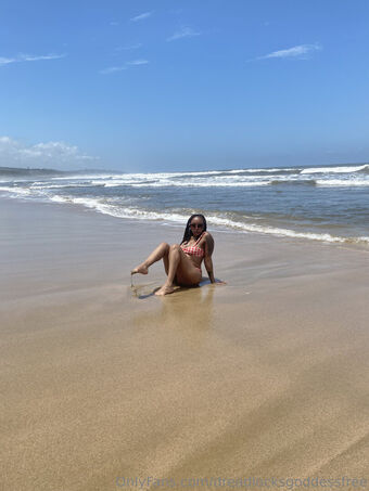 dreadlocksgoddessfree Nude Leaks OnlyFans Photo 9