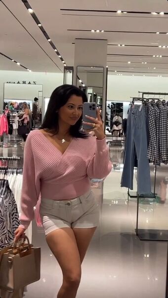 Iamrebeccasmithh Nude Leaks OnlyFans Photo 10