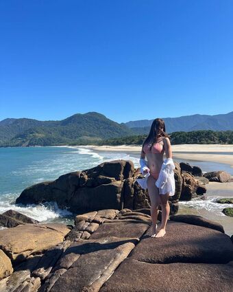 Jhulia Pimentel Nude Leaks OnlyFans Photo 12