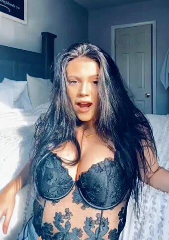 Kaylee Burnett Nude Leaks OnlyFans Photo 10