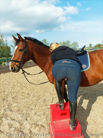 kellymilanaughtycowgirl Nude Leaks OnlyFans Photo 15