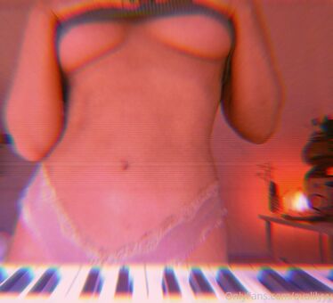 Avalilyyy Nude Leaks OnlyFans Photo 24