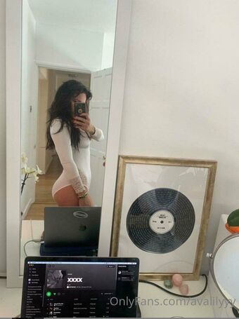 Avalilyyy Nude Leaks OnlyFans Photo 32