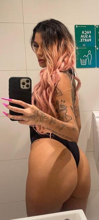 Azzy MC Nude Leaks OnlyFans Photo 10