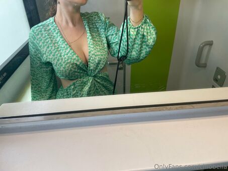 chlobella Nude Leaks OnlyFans Photo 14
