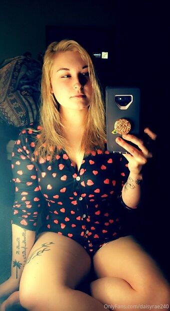 daisyrae240 Nude Leaks OnlyFans Photo 9
