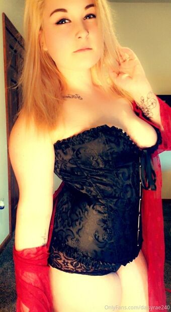 daisyrae240 Nude Leaks OnlyFans Photo 15