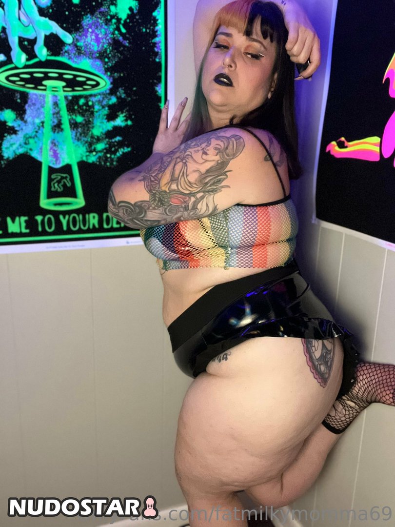 Fatmilkymomma69 Leaked Photo 37