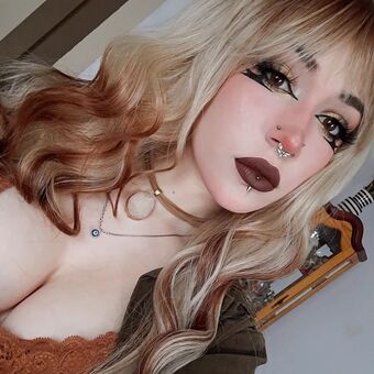 Floda ASMR Nude Leaks OnlyFans Photo 3