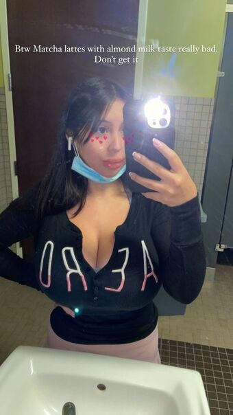 Karla Vilagomez Nude Leaks OnlyFans Photo 9