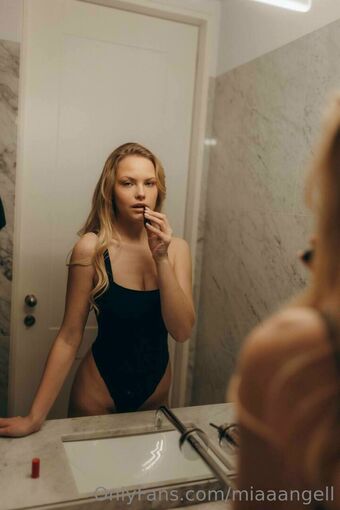 miaaangell.vip Nude Leaks OnlyFans Photo 29