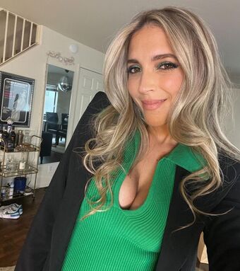 Roxy Striar Nude Leaks OnlyFans Photo 37