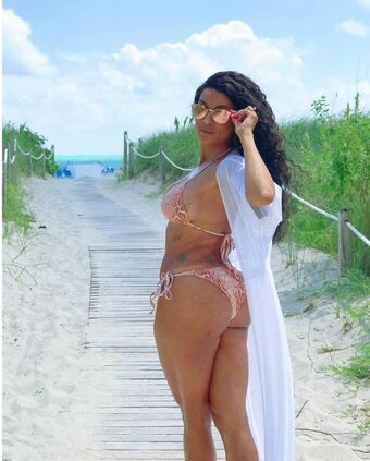 theredsonya Nude Leaks OnlyFans Photo 17