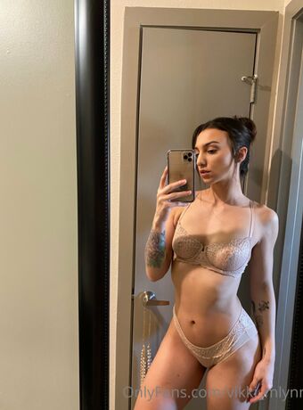 Victoria M'lynn Nude Leaks OnlyFans Photo 12