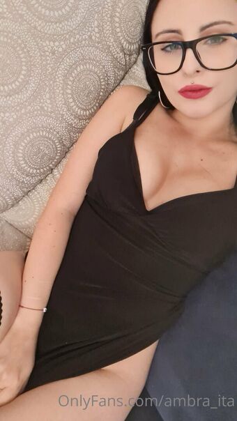 ambra.ita00 Nude Leaks OnlyFans Photo 2