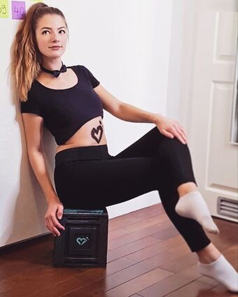 Artemizplayz Nude Leaks OnlyFans Photo 16