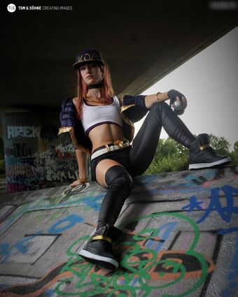 Artemizplayz Nude Leaks OnlyFans Photo 14