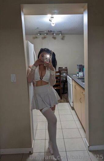 babygiirl25 Nude Leaks OnlyFans Photo 10
